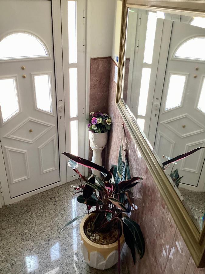 Atico Con Terraza Apartman O Grove Kültér fotó