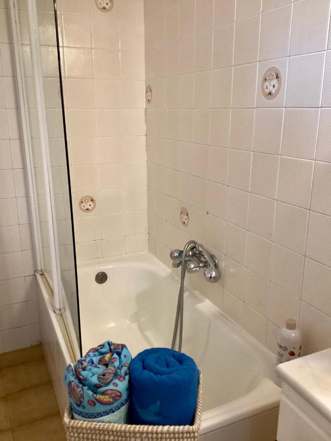 Atico Con Terraza Apartman O Grove Kültér fotó