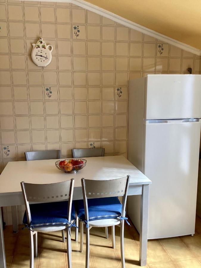 Atico Con Terraza Apartman O Grove Kültér fotó